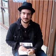 Si offrono lezioni private in presenza o da remoto a studenti di elementari, medie, superiori (italiano, inglese) e aiuto compiti.